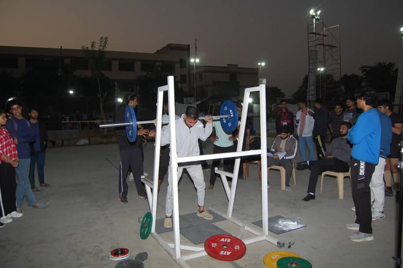 Extra